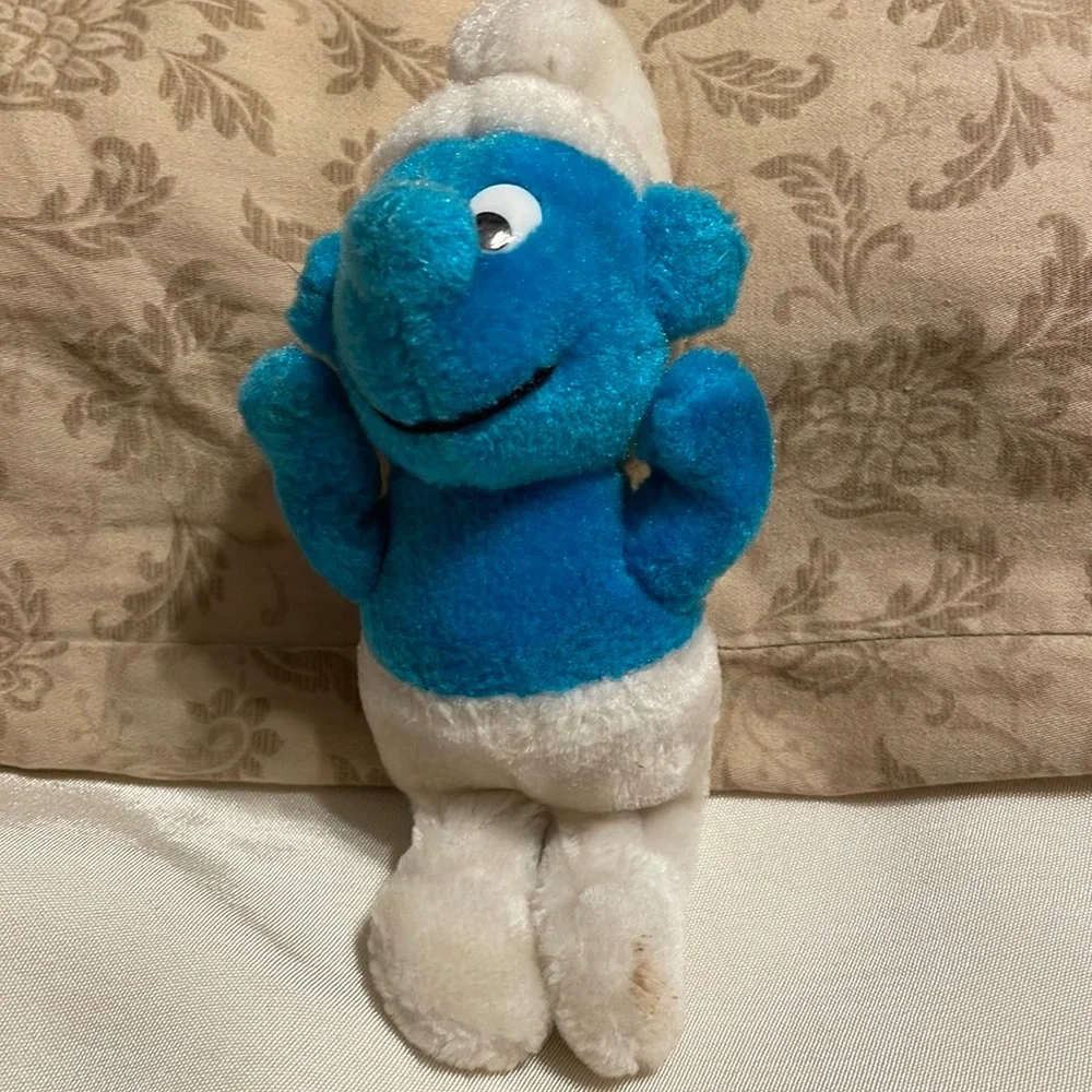 🎉3 for $30. 🎉 Wallace & Berrie vintage 1981 plush Smurf (mlb)